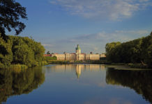 Berlin ist eine Reise wert und das Schloß Charlottenburg einen Besuch