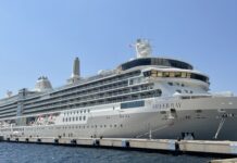 Ein silbernes Juwel auf See