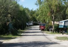 Berge mit Meerblick – Der Campingplatz Centro Vacanze San Marino hoch über der Adria