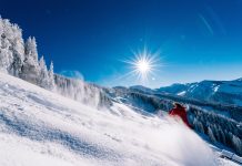 Hoch droben und tief im Tal – Durch die verschneite Klamm bis nach Mandling zur steirischen Loden-Manufaktur