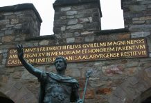 Eintauchen in die Truppen und Töpfe der Römer – Kultur und Kulinarik im Römerkastell Saalburg erleben